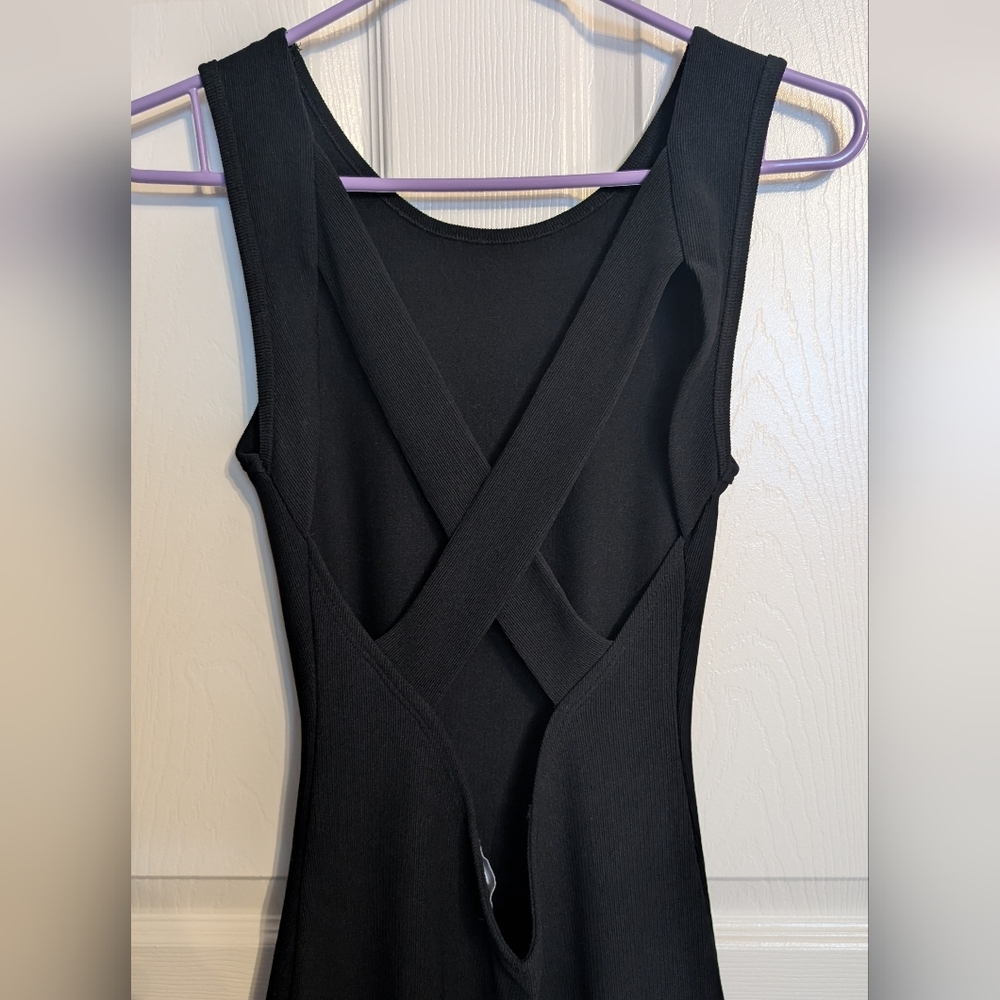 Formal Dress - Picture 3 of 4